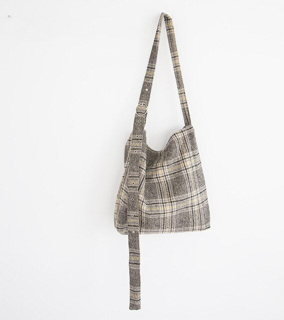 Leisure Wool Felt Hobo Casual Shoulder Slouch Bag for Teenager Students & Women.